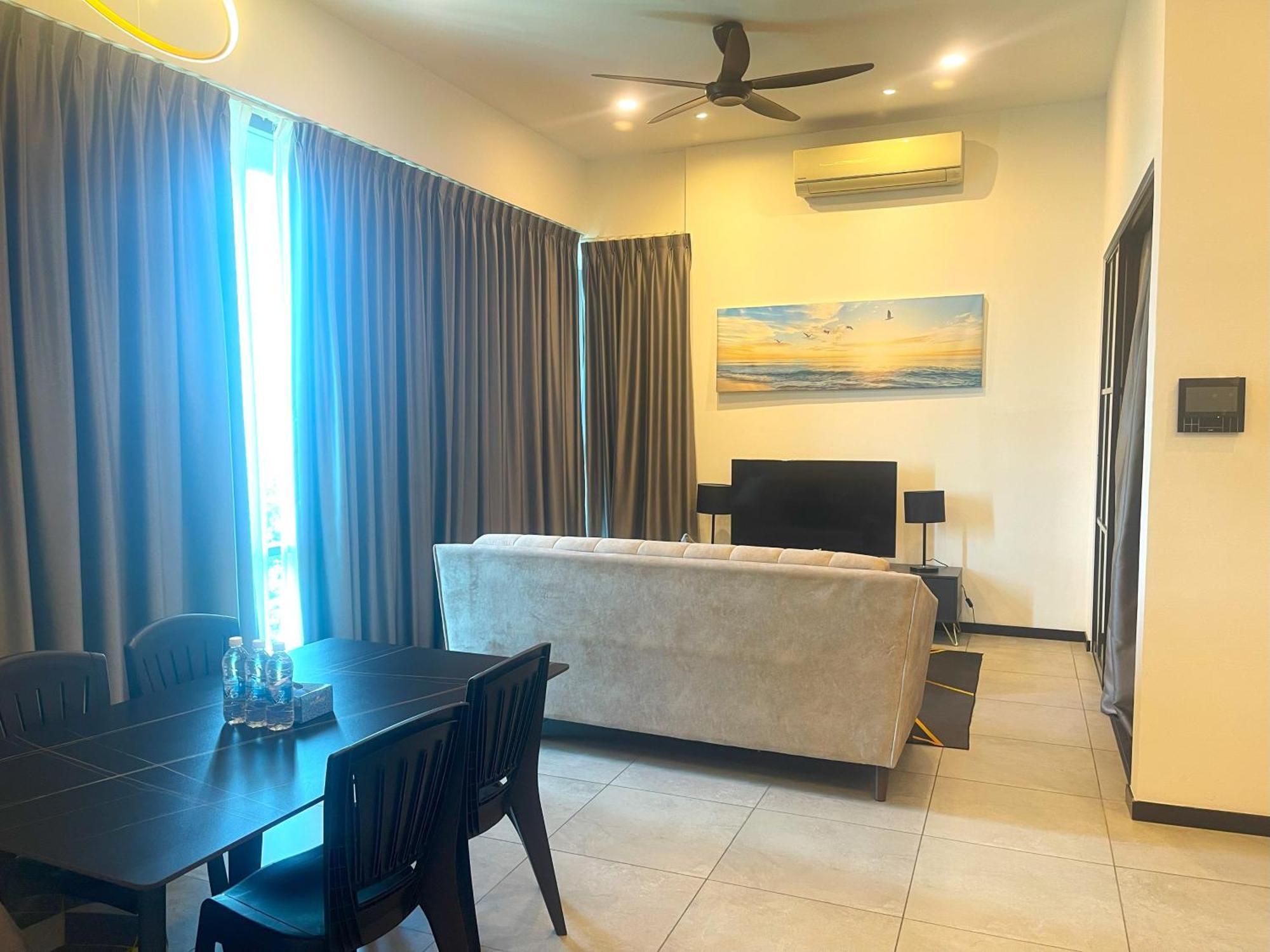 Astra At Opus Residences Kuala Lumpur Esterno foto